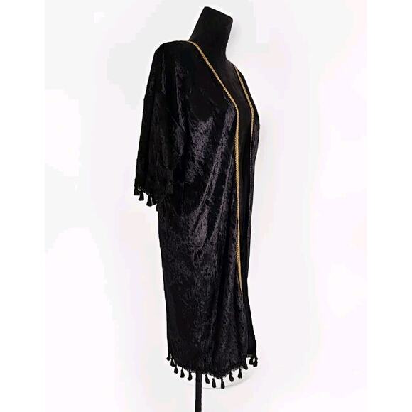 Yapyap Black Velvet Tasseled Open Front Kimono With Oversized Sequin Peacock - Picture 3 of 7